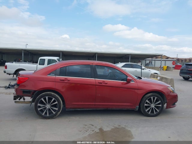 Продажа на аукционе авто 2013 Chrysler 200 Touring, vin: 1C3CCBBB1DN727353, номер лота: 45378810