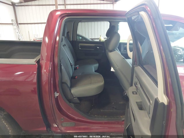 1C6RR6LT3HS806234 RAM 1500 Big Horn 4x2 5&#039;7 Box