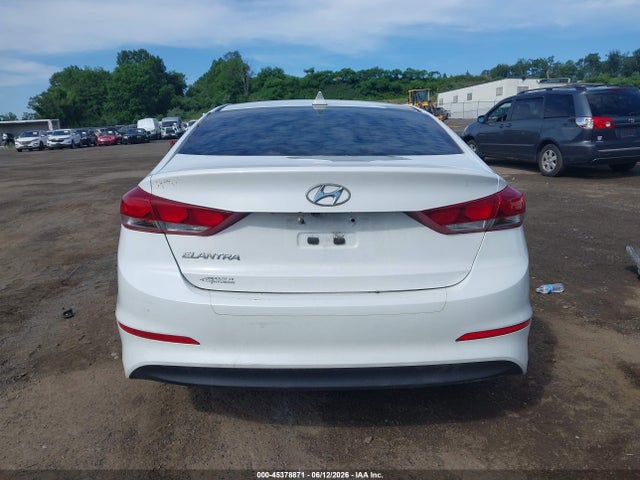 Продажа на аукционе авто 2017 Hyundai Elantra Se, vin: 5NPD84LF5HH121042, номер лота: 45378871
