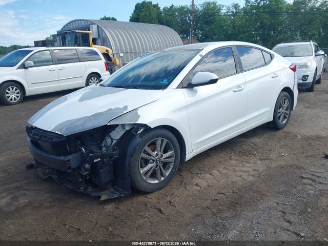 Продажа на аукционе авто 2017 Hyundai Elantra Se, vin: 5NPD84LF5HH121042, номер лота: 45378871