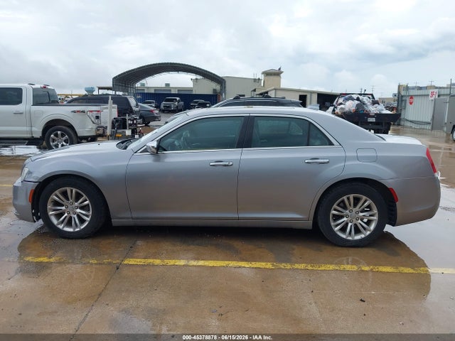 Chrysler 300C 2016 2C3CCAEG2GH190121 Image 14