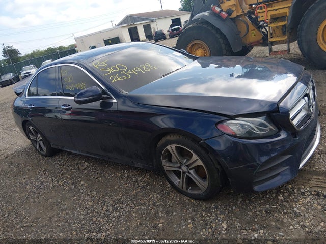 Продаж на аукціоні авто 2017 Mercedes-benz E 300 4matic, vin: WDDZF4KB2HA213930, номер лоту: 45378919