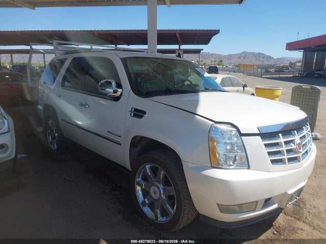 Продаж на аукціоні авто 2011 Cadillac Escalade Premium, vin: 1GYS3CEF7BR210036, номер лоту: 45379023