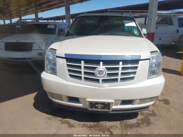 Продажа на аукционе авто 2011 Cadillac Escalade Premium, vin: 1GYS3CEF7BR210036, номер лота: 45379023