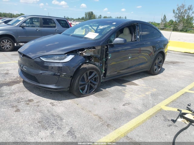 45379058 :رقم المزاد ، 7SAXCBE51TF473212 vin ، 2026 Tesla Model X All-wheel Drive مزاد بيع