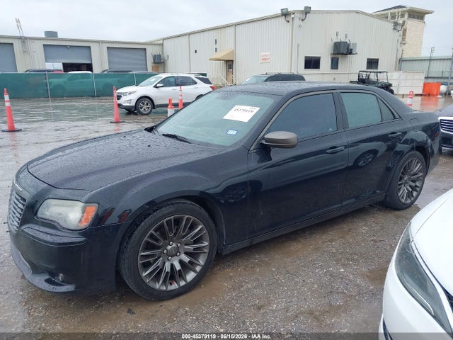 2C3CCADG7EH241773 Chrysler 300c John Varvatos Limited Edition