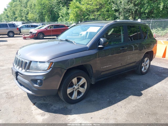45379154 :رقم المزاد ، 1C4NJCBA9GD665430 vin ، 2016 Jeep Compass Sport مزاد بيع