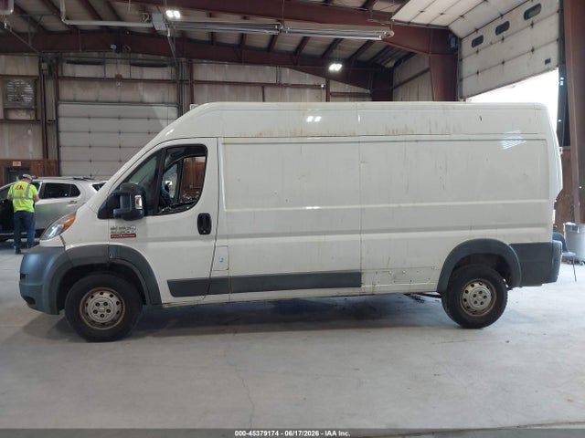 Продажа на аукционе авто 2016 Ram Promaster 2500 High Roof, vin: 3C6TRVDG4GE133246, номер лота: 45379174