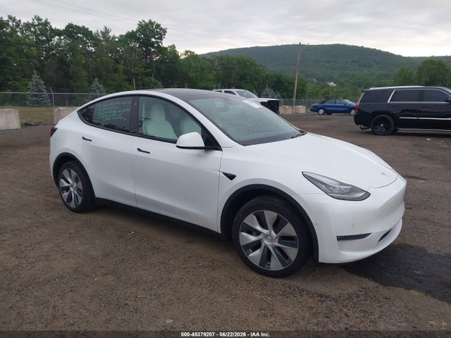 Продажа на аукционе авто 2021 Tesla Model Y Long Range Dual Motor All-wheel Drive, vin: 5YJYGDEE1MF085125, номер лота: 45379207