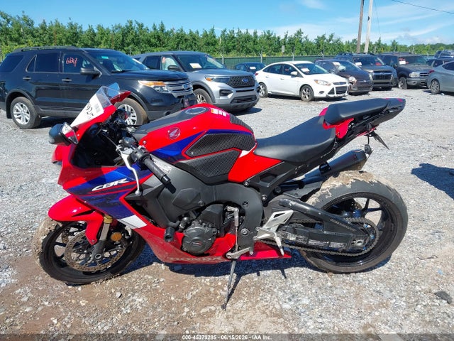 Honda CBR1000 RR 2023 JH2SC7712PK600371 Image 13