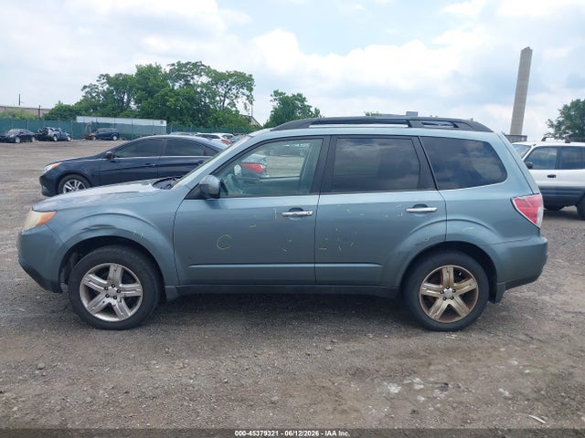 45379321 :رقم المزاد ، JF2SH63679H790322 vin ، 2009 Subaru Forester 2.5x مزاد بيع