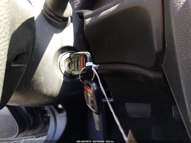 45379372 :رقم المزاد ، 19XFC2F52HE220498 vin ، 2017 Honda Civic Lx مزاد بيع