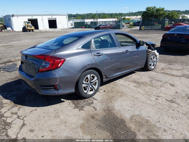 45379372 :رقم المزاد ، 19XFC2F52HE220498 vin ، 2017 Honda Civic Lx مزاد بيع
