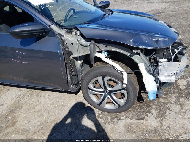 45379372 :رقم المزاد ، 19XFC2F52HE220498 vin ، 2017 Honda Civic Lx مزاد بيع