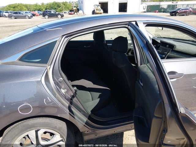 45379372 :رقم المزاد ، 19XFC2F52HE220498 vin ، 2017 Honda Civic Lx مزاد بيع