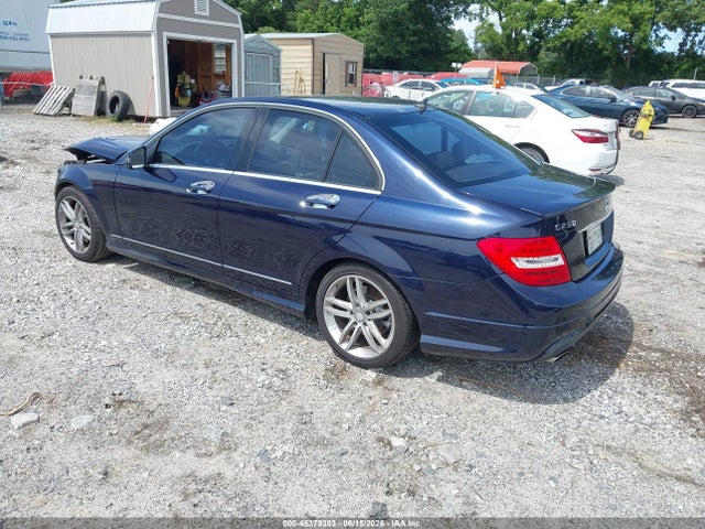 Aukcja sprzedaży 2014 Mercedes-benz C 250 Sport, vin: WDDGF4HB6EG238448, numer aukcji: 45379383
