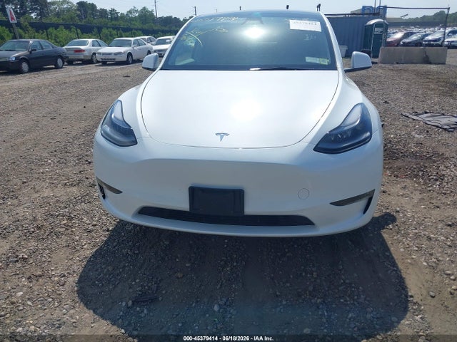2025 Tesla Model Y Performance Dual Motor All-wheel Drive მანქანა იყიდება აუქციონზე, vin: 7SAYGDEF4SF298501, აუქციონის ნომერი: 45379414