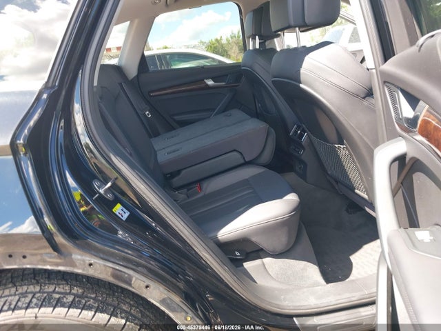 Продажа на аукционе авто 2018 Audi Q5 2.0t Premium, vin: WA1CNAFY2J2055308, номер лота: 45379446