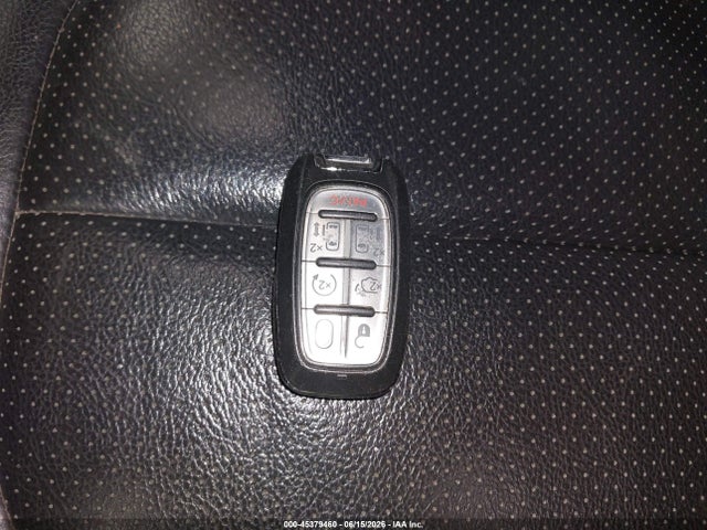 45379460 :رقم المزاد ، 2C4RC1BG4JR306785 vin ، 2018 Chrysler Pacifica Touring L مزاد بيع