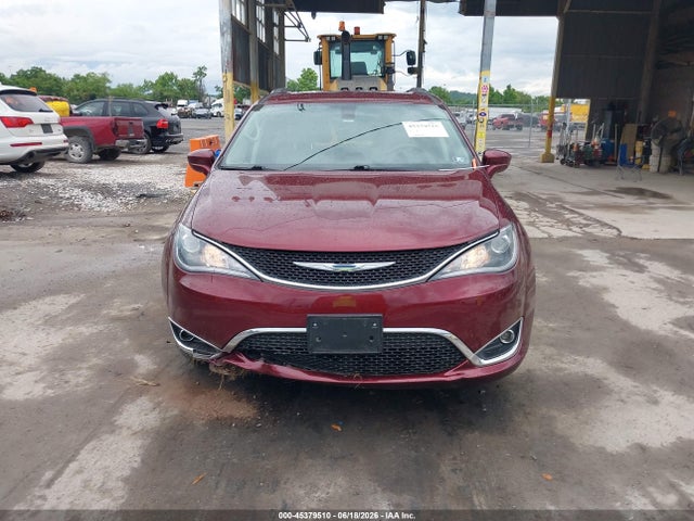 2017 Chrysler Pacifica Touring-l მანქანა იყიდება აუქციონზე, vin: 2C4RC1BG4HR733832, აუქციონის ნომერი: 45379510