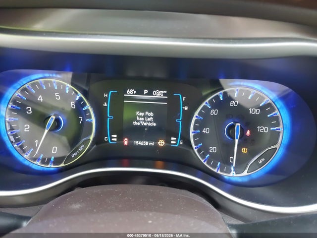 2017 Chrysler Pacifica Touring-l მანქანა იყიდება აუქციონზე, vin: 2C4RC1BG4HR733832, აუქციონის ნომერი: 45379510