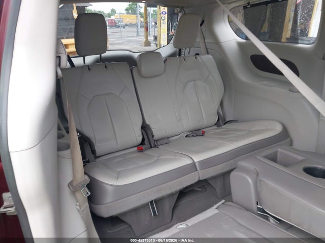 2017 Chrysler Pacifica Touring-l მანქანა იყიდება აუქციონზე, vin: 2C4RC1BG4HR733832, აუქციონის ნომერი: 45379510