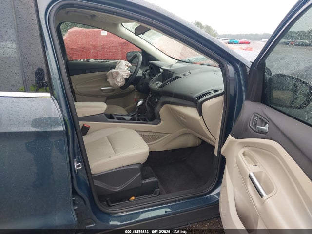 2019 Ford Escape Se მანქანა იყიდება აუქციონზე, vin: 1FMCU0GD9KUB12975, აუქციონის ნომერი: 45379533