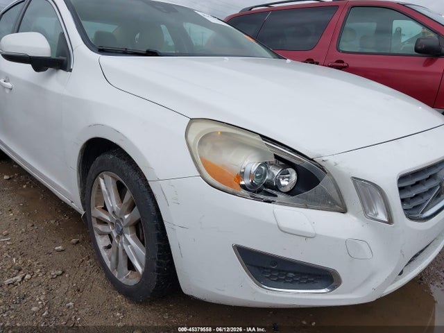 45379558 :رقم المزاد ، YV1612FS8D1216314 vin ، 2013 Volvo S60 T5 مزاد بيع