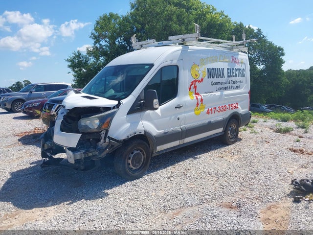 45379588 :رقم المزاد ، 1FTNE1CM9FKA84859 vin ، 2015 Ford Transit-150 مزاد بيع