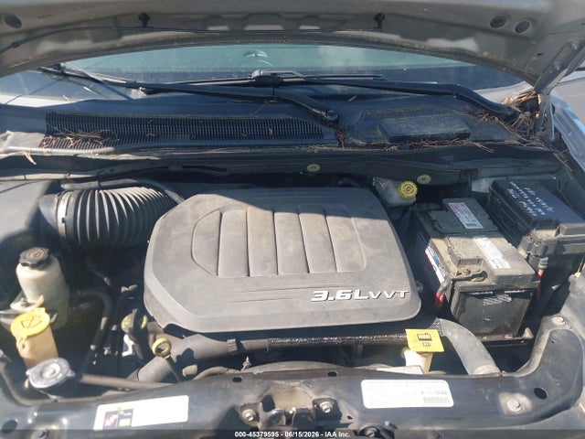 2013 Chrysler Town & Country Touring მანქანა იყიდება აუქციონზე, vin: 2C4RC1BG8DR637860, აუქციონის ნომერი: 45379595
