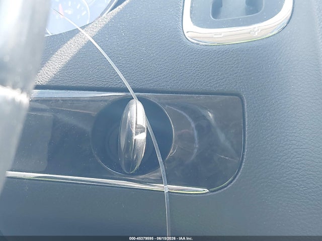 2013 Chrysler Town & Country Touring მანქანა იყიდება აუქციონზე, vin: 2C4RC1BG8DR637860, აუქციონის ნომერი: 45379595