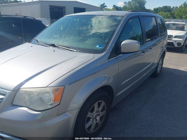 2013 Chrysler Town & Country Touring მანქანა იყიდება აუქციონზე, vin: 2C4RC1BG8DR637860, აუქციონის ნომერი: 45379595