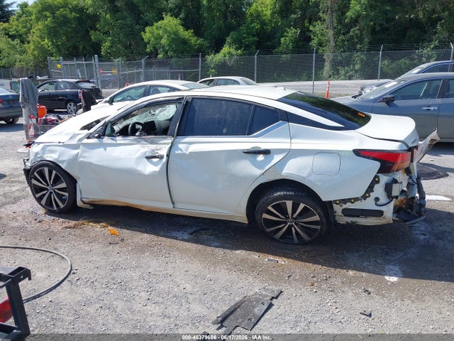 45379666 :رقم المزاد ، 1N4BL4CW2LC272159 vin ، 2020 Nissan Altima Sr Intelligent Awd مزاد بيع