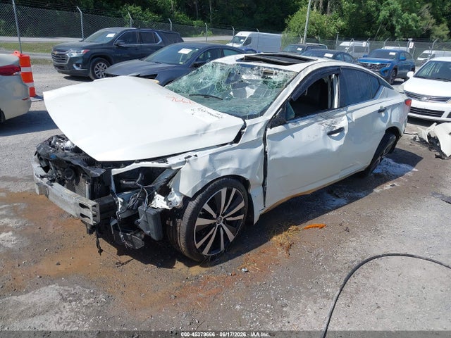 45379666 :رقم المزاد ، 1N4BL4CW2LC272159 vin ، 2020 Nissan Altima Sr Intelligent Awd مزاد بيع