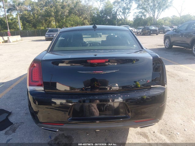 Продажа на аукционе авто 2021 Chrysler 300 300s, vin: 2C3CCABGXMH545648, номер лота: 45379679