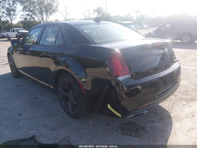 Продажа на аукционе авто 2021 Chrysler 300 300s, vin: 2C3CCABGXMH545648, номер лота: 45379679