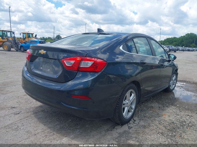 Auction sale of the 2018 Chevrolet Cruze Lt Auto, vin: 1G1BE5SM1J7112055, lot number: 45379689