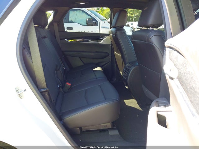 45379702 :رقم المزاد ، 1GYKNDRS6PZ151530 vin ، 2023 Cadillac Xt5 Awd Premium Luxury مزاد بيع