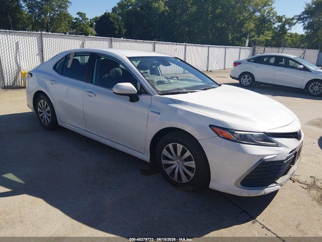 Продаж на аукціоні авто 2021 Toyota Camry Le Hybrid, vin: 4T1C31AK8MU569358, номер лоту: 45379723