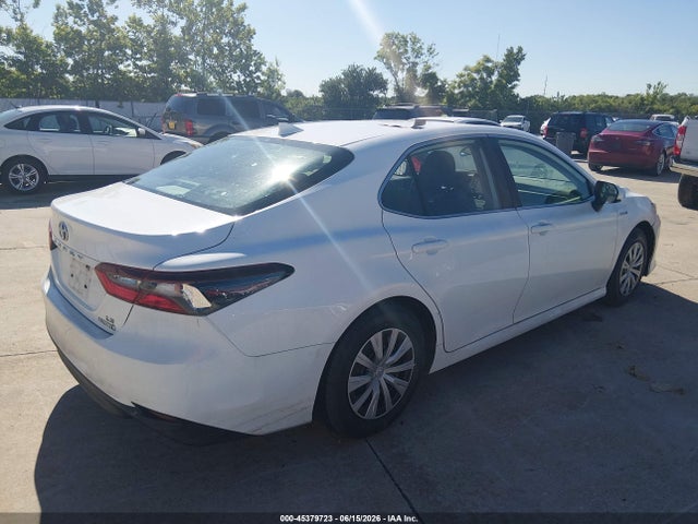 Продаж на аукціоні авто 2021 Toyota Camry Le Hybrid, vin: 4T1C31AK8MU569358, номер лоту: 45379723