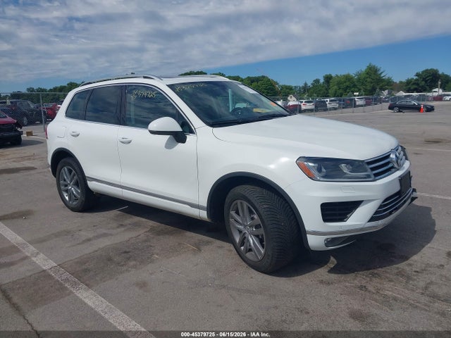 Volkswagen Touareg V6 Lux 2015 WVGEF9BPXFD005142 главное изображение