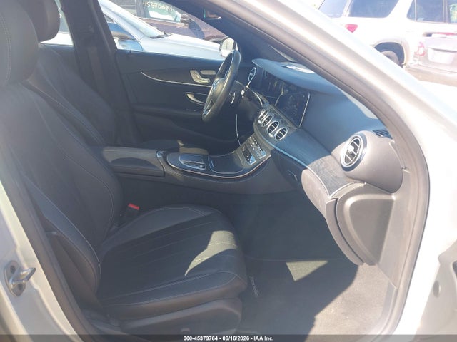 Aukcja sprzedaży 2022 Mercedes-benz E 350 4matic, vin: W1KZF8EB1NB096740, numer aukcji: 45379764
