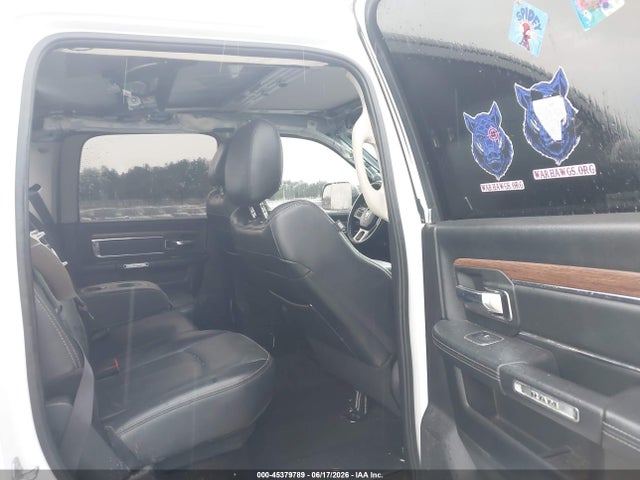 45379789 :رقم المزاد ، 3C63RRJL8JG159370 vin ، 2018 Ram 3500 Laramie  4x4 8' Box مزاد بيع
