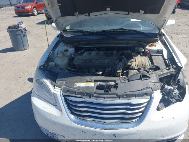 2012 Chrysler 200 Lx მანქანა იყიდება აუქციონზე, vin: 1C3CCBAB8CN292461, აუქციონის ნომერი: 45379992
