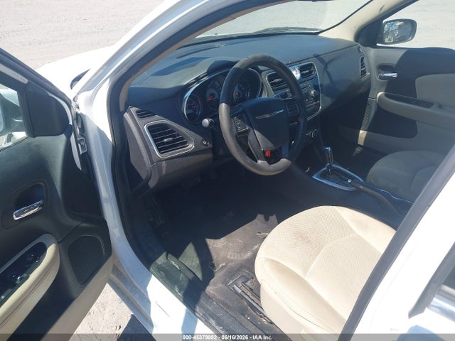 2012 Chrysler 200 Lx მანქანა იყიდება აუქციონზე, vin: 1C3CCBAB8CN292461, აუქციონის ნომერი: 45379992