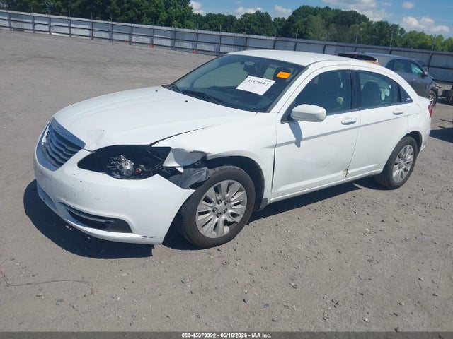 2012 Chrysler 200 Lx მანქანა იყიდება აუქციონზე, vin: 1C3CCBAB8CN292461, აუქციონის ნომერი: 45379992