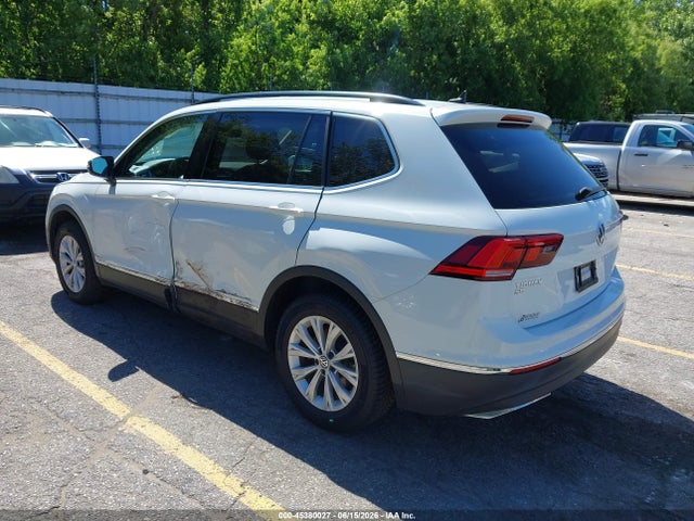 2018 Volkswagen Tiguan 2.0t Se/2.0t Sel მანქანა იყიდება აუქციონზე, vin: 3VV2B7AXXJM173502, აუქციონის ნომერი: 45380027