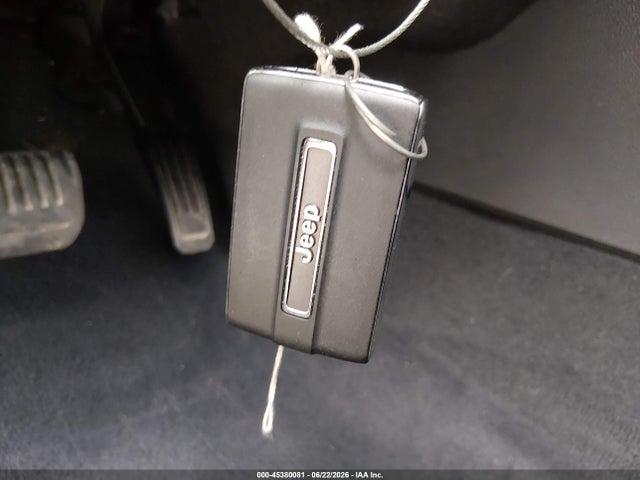 Продаж на аукціоні авто 2023 Jeep Grand Cherokee L Limited 4x2, vin: 1C4RJJBG8P8835456, номер лоту: 45380081