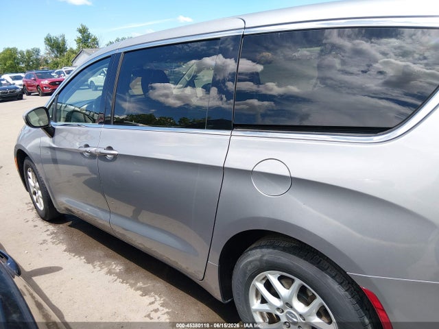 45380118 :رقم المزاد ، 2C4RC1DG0HR507994 vin ، 2017 Chrysler Pacifica Touring مزاد بيع