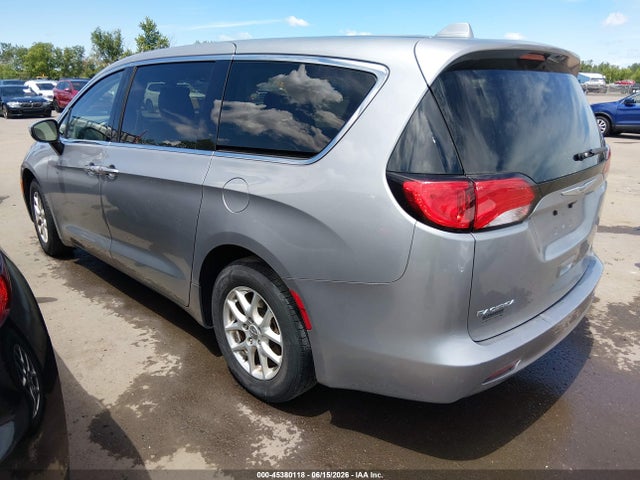 45380118 :رقم المزاد ، 2C4RC1DG0HR507994 vin ، 2017 Chrysler Pacifica Touring مزاد بيع